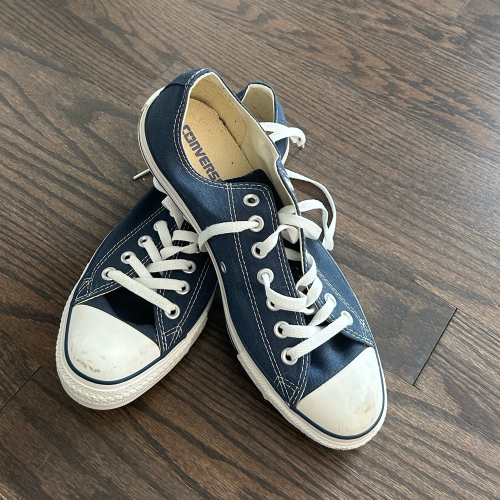 Converse Navy Blue Sneakers